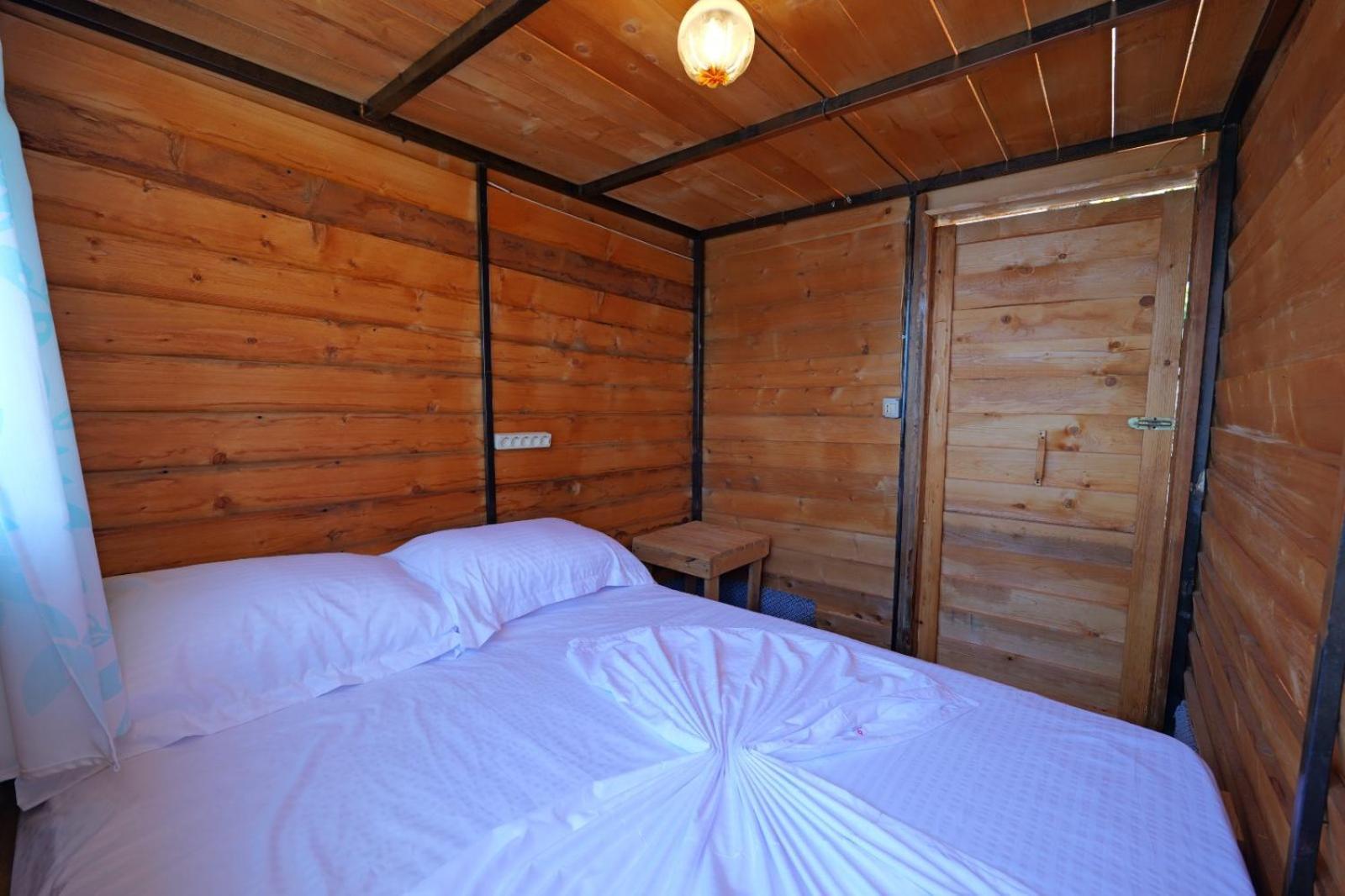 Vila Fjona Sarandë エクステリア 写真