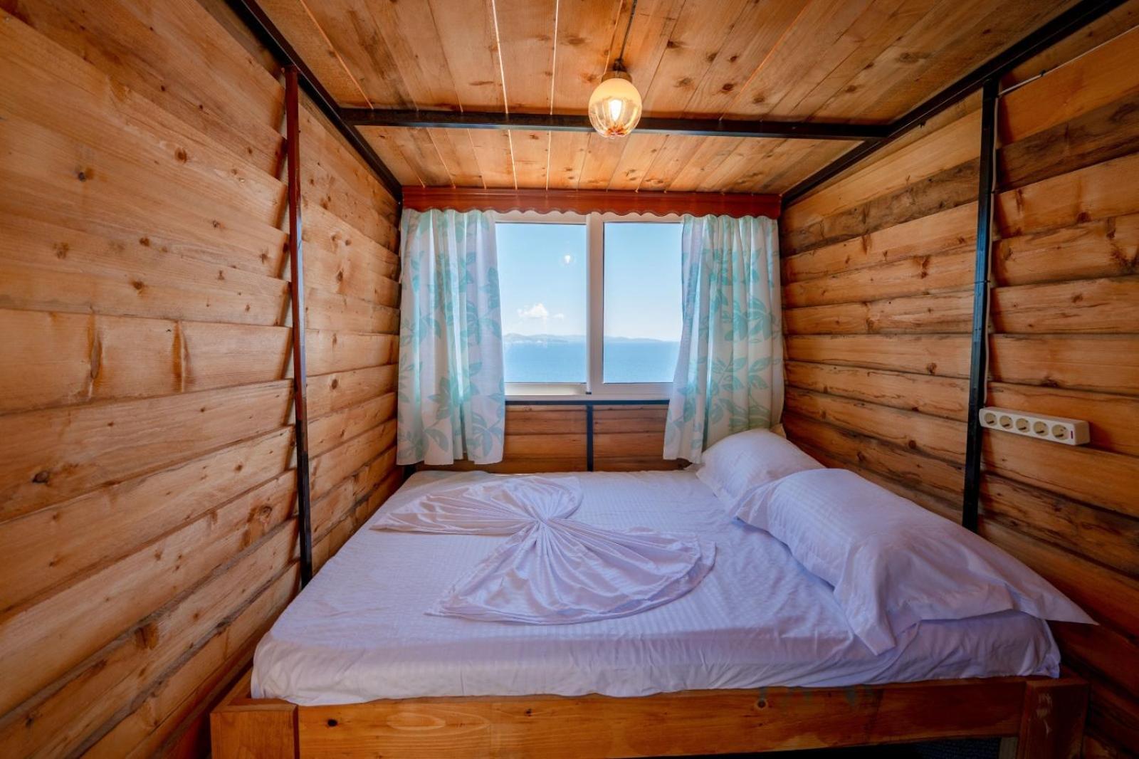 Vila Fjona Sarandë エクステリア 写真